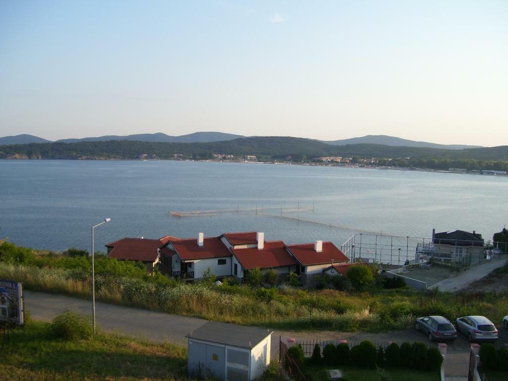 Safo Apartments And Rooms Sozopol Eksteriør billede